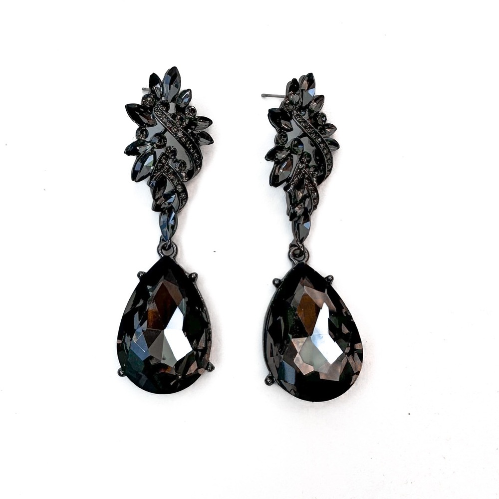 Black/Dark Gray Rhinestone Tier drop Earrings